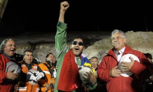 Chilean-miner-rescue-006